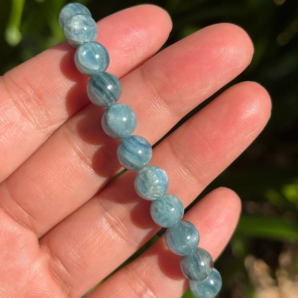 8mm stretchable‎ high quality kyanite bracelet